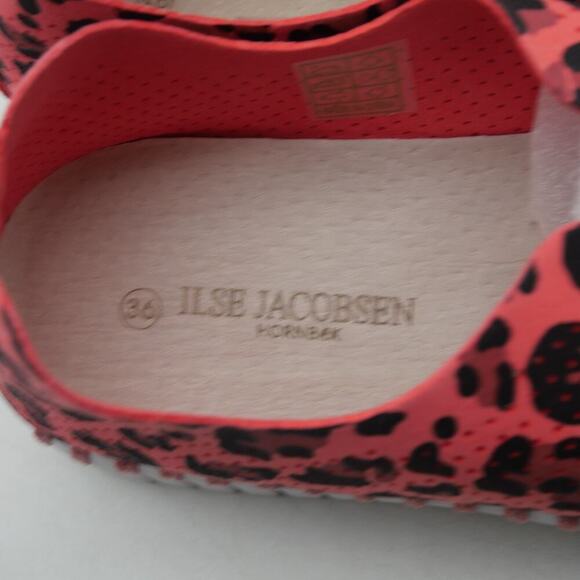 NEW Isle Jacobsen Hornbaek Women's 6 Tulip 139 Leopard Raspberry Pink Shoes - Picture 8 of 11